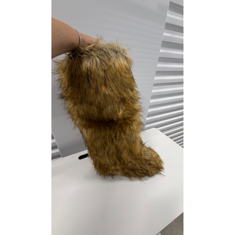 Honey Brown Faux Fur Yeti Boots Shaggy Winter Snow Boots Size 40 US 9-9.5